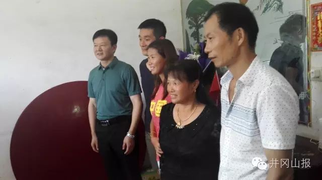 竞走奥运冠军精彩视频_奥运竞走冠军2020_视频奥运精彩冠军竞走是真的吗