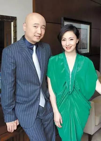 姜涵文游泳_姜文文游泳冠军是哪一年_姜文获奖记录