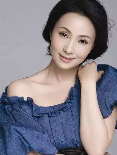 姜文文游泳冠军是哪一年_姜涵文游泳_姜文获奖记录