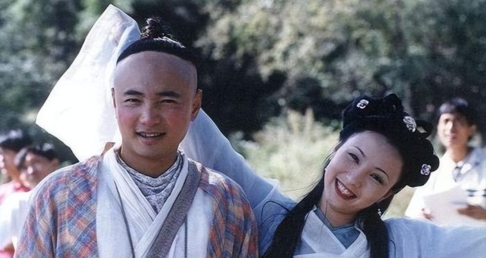 姜涵文游泳_姜文文游泳冠军是哪一年_姜文获奖记录