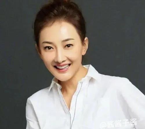 姜涵文游泳_姜文游泳照_姜文文游泳冠军是哪一年