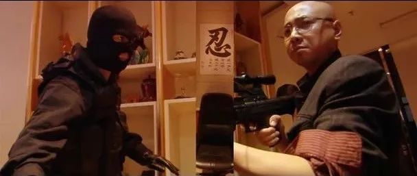姜涵文游泳_姜文游泳照_姜文文游泳冠军是哪一年