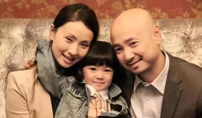 她是花式游泳冠军，一次偶然开启演艺之路，25岁已成双料影后  | 金鸡百花·光影魅力